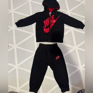 Nike Black and Red set